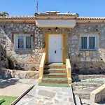شاليه La Casa De Trasto *